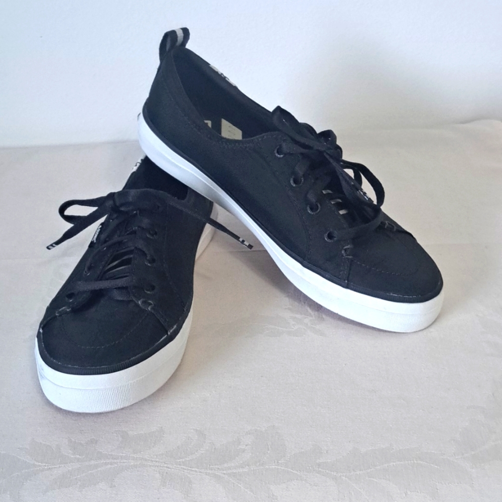 Sperry Bionic Tennis Shoes black white size 7 deck